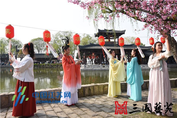 �������� ���������Ļ����ν�����Ϯ