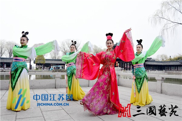 �������� ���������Ļ����ν�����Ϯ